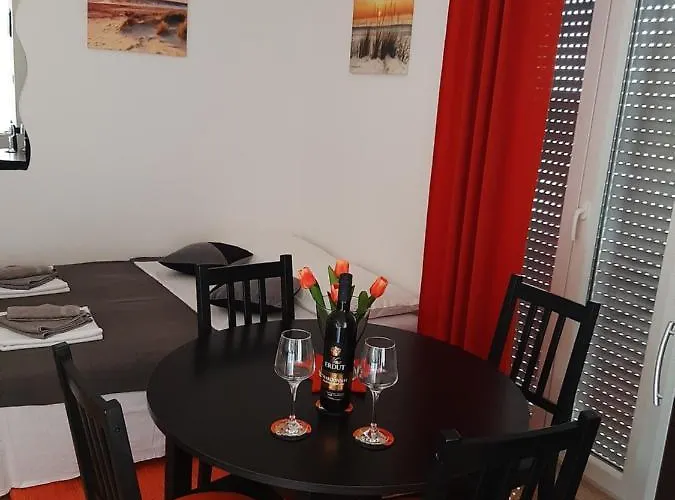 Enis Διαμέρισμα *