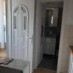 Enis * Barbariga