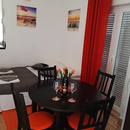 Enis Appartement *